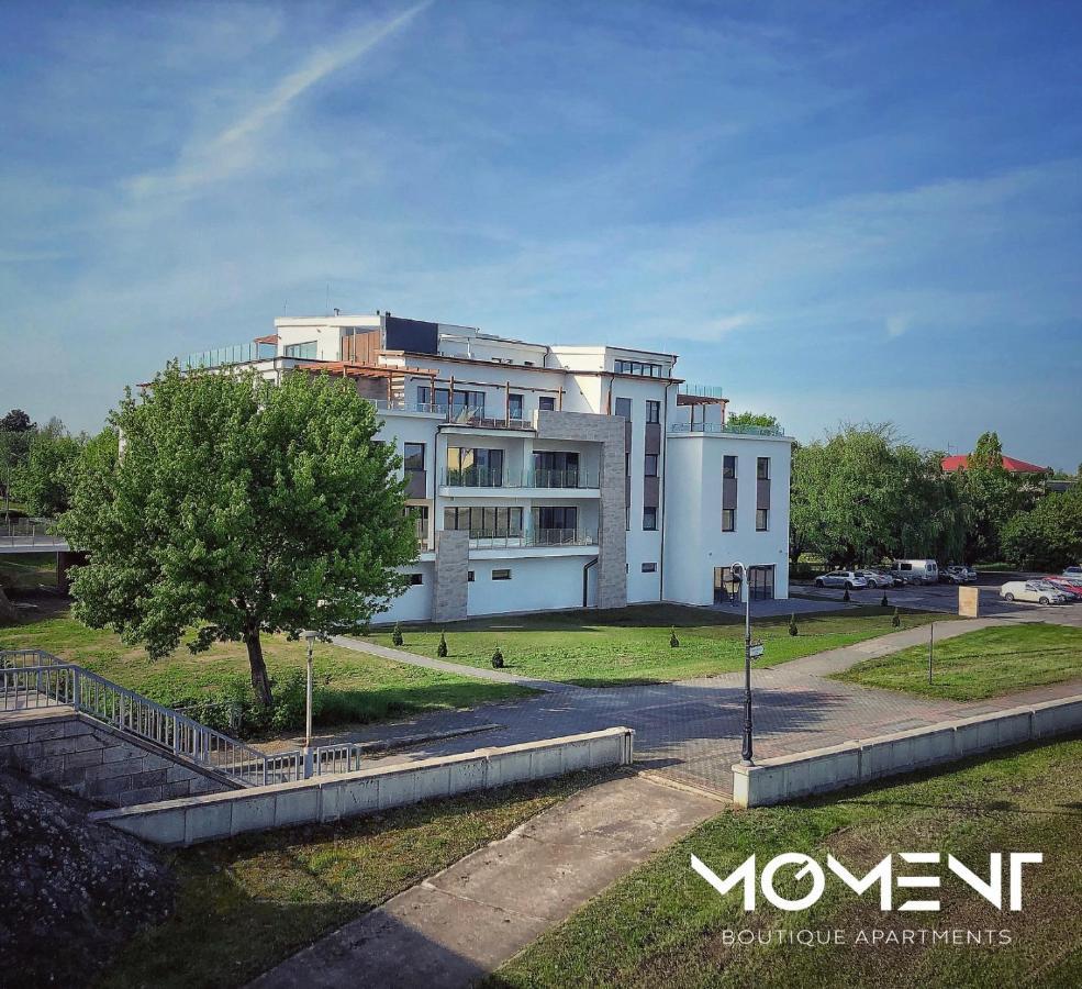 Moment Apartments Szolnok Eksteriør billede